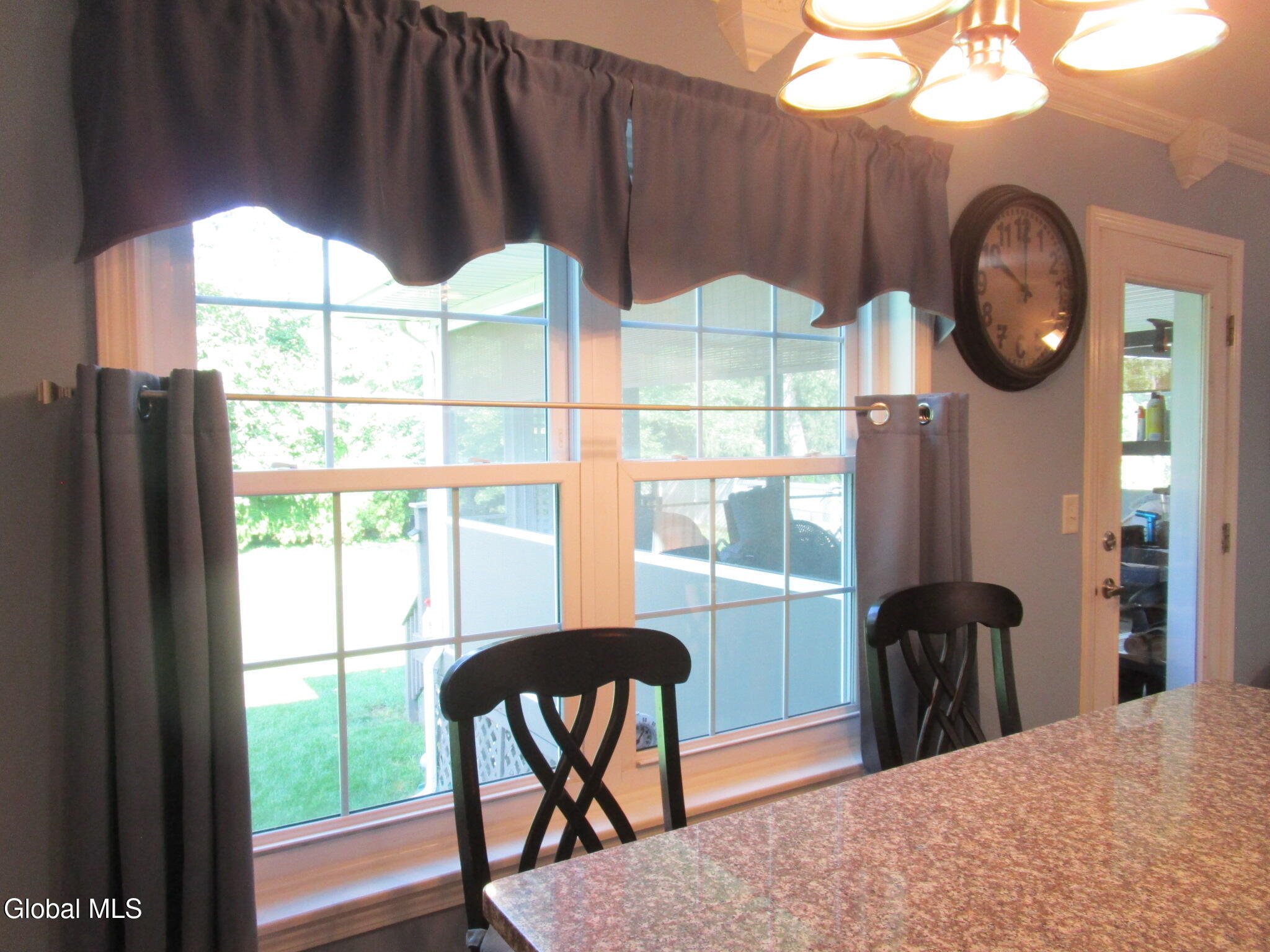 1122 Dianne Court Schenectady NY 12303