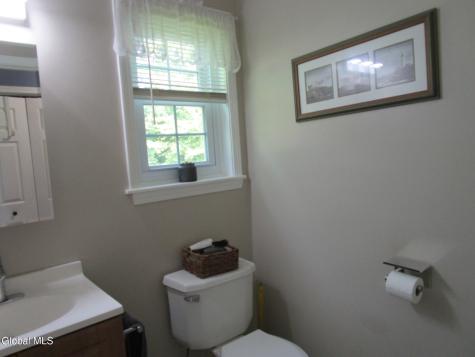 1122 Dianne Court Schenectady NY 12303