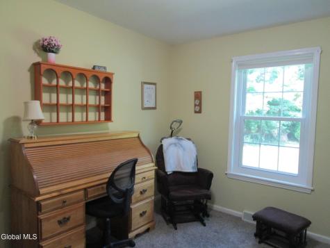 1122 Dianne Court Schenectady NY 12303