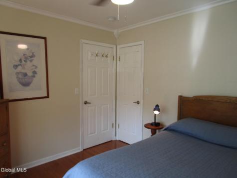 1122 Dianne Court Schenectady NY 12303