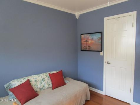 1122 Dianne Court Schenectady NY 12303
