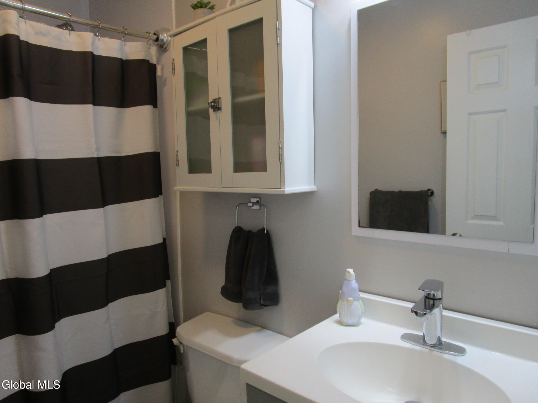 1122 Dianne Court Schenectady NY 12303