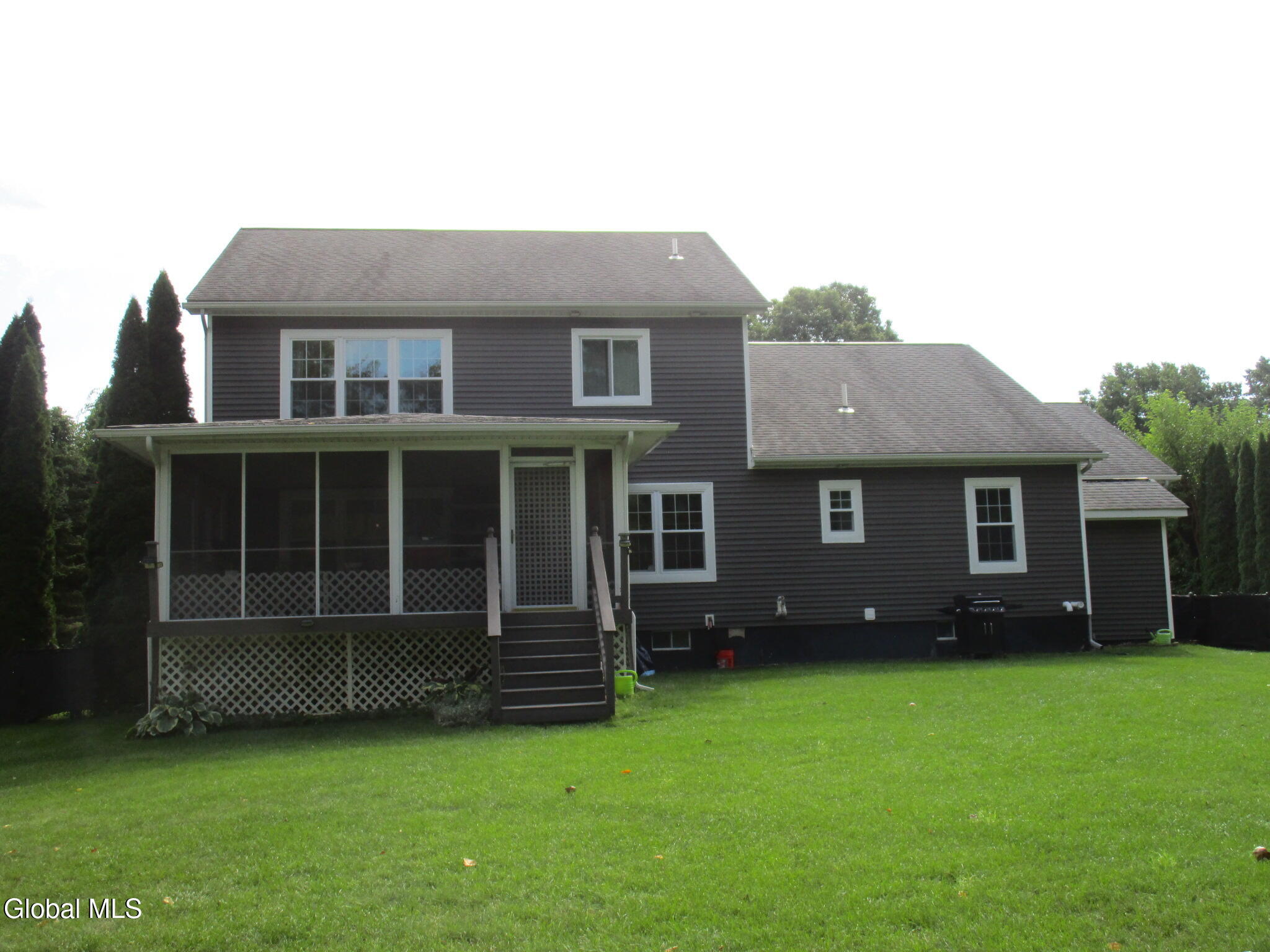 1122 Dianne Court Schenectady NY 12303