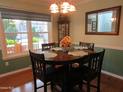 1122 Dianne Court Schenectady NY 12303