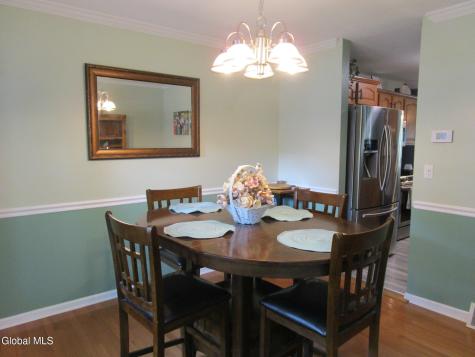 1122 Dianne Court Schenectady NY 12303