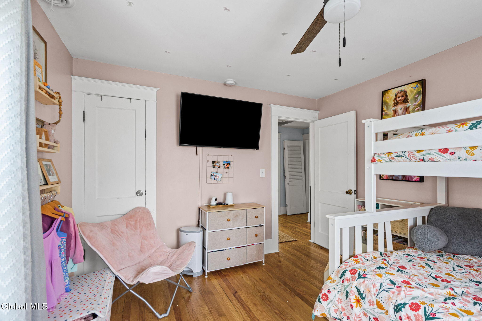 36 Henrietta Street Amsterdam NY 12010
