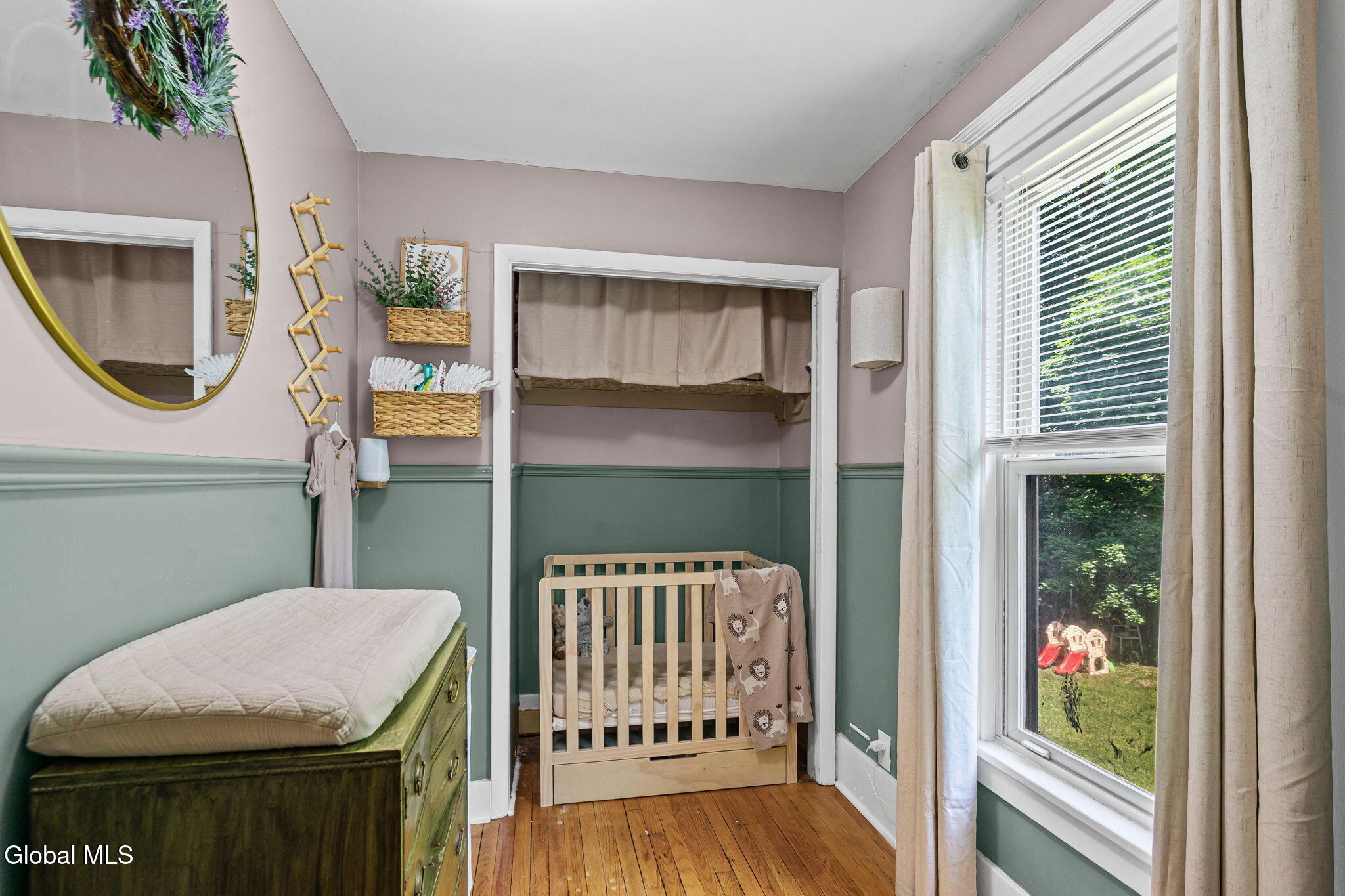 36 Henrietta Street Amsterdam NY 12010