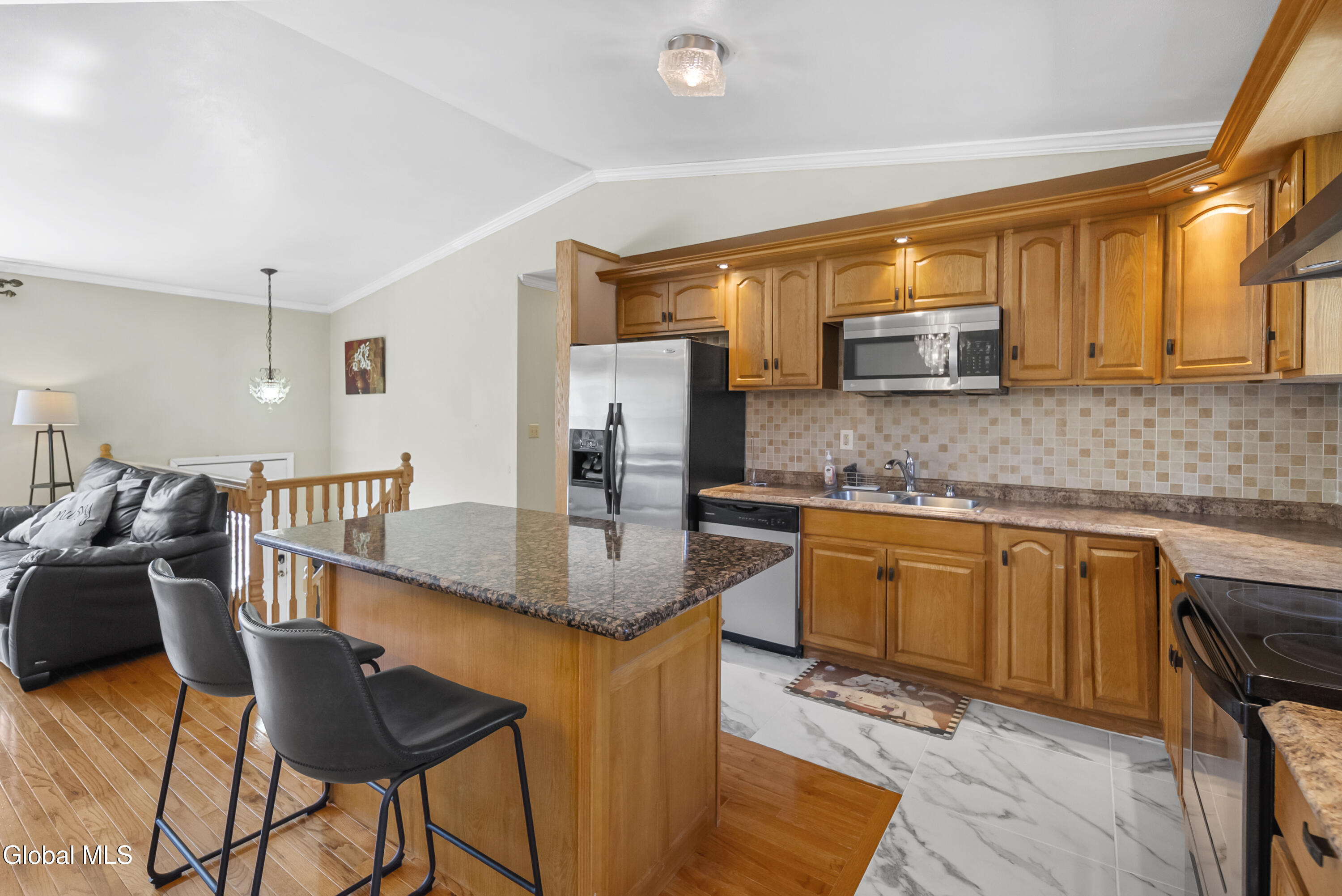 48 Wilshire Drive Albany NY 12205