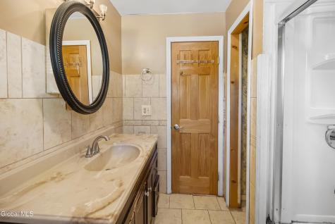 48 Wilshire Drive Albany NY 12205