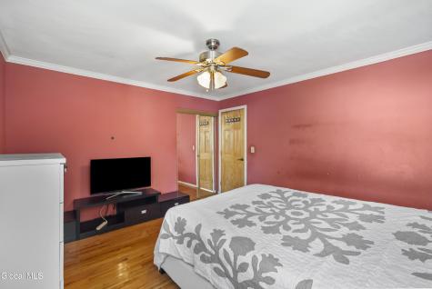 48 Wilshire Drive Albany NY 12205