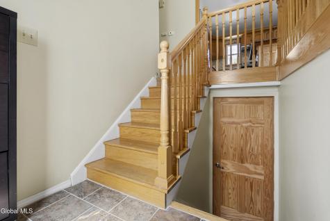 48 Wilshire Drive Albany NY 12205
