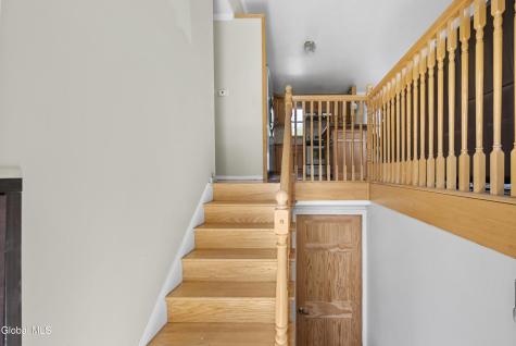 48 Wilshire Drive Albany NY 12205