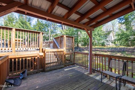 48 Wilshire Drive Albany NY 12205