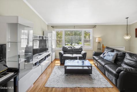 48 Wilshire Drive Albany NY 12205
