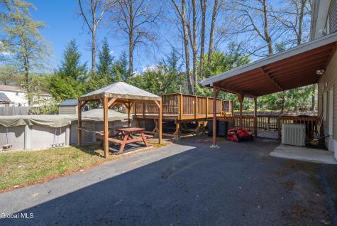 48 Wilshire Drive Albany NY 12205
