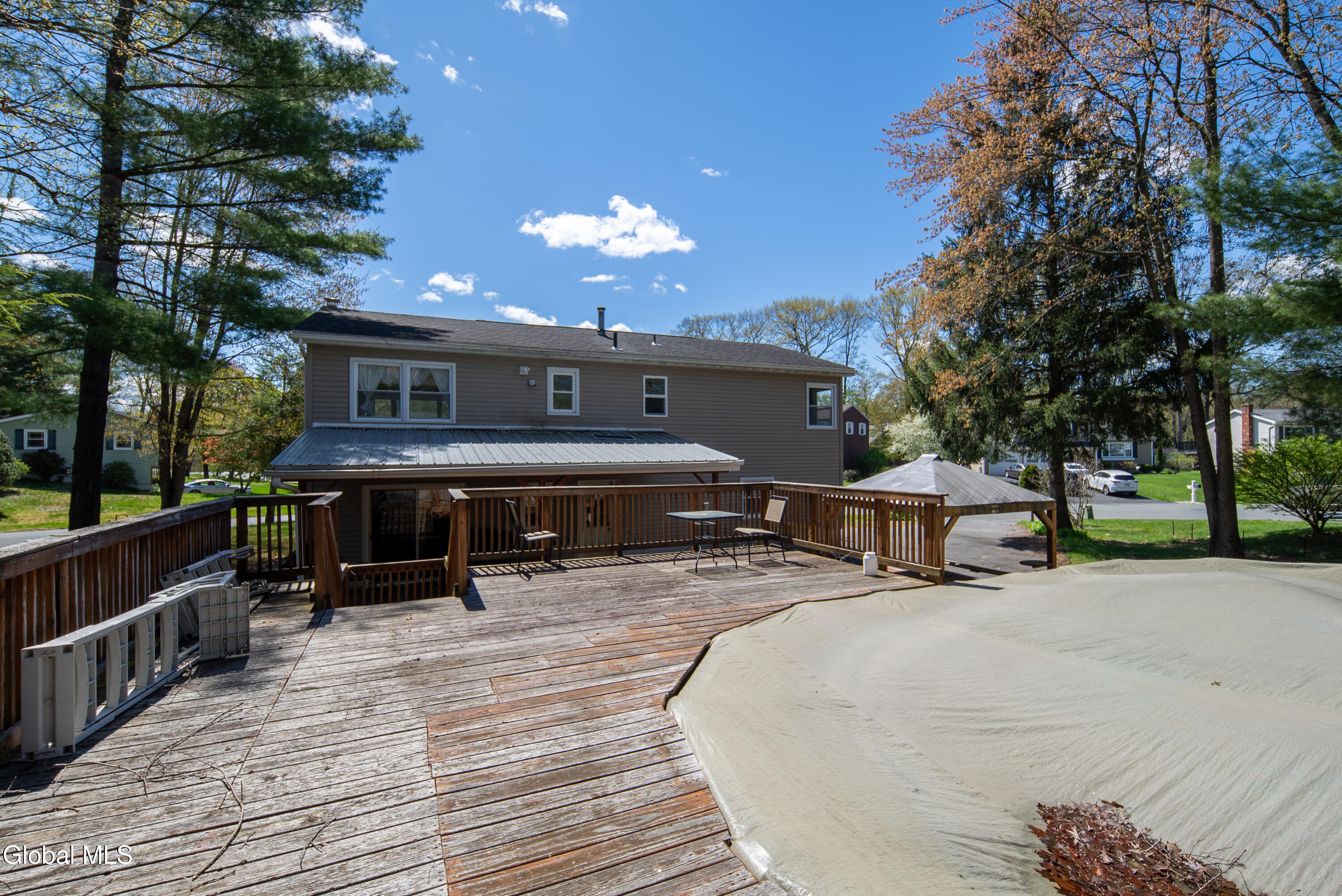 48 Wilshire Drive Albany NY 12205