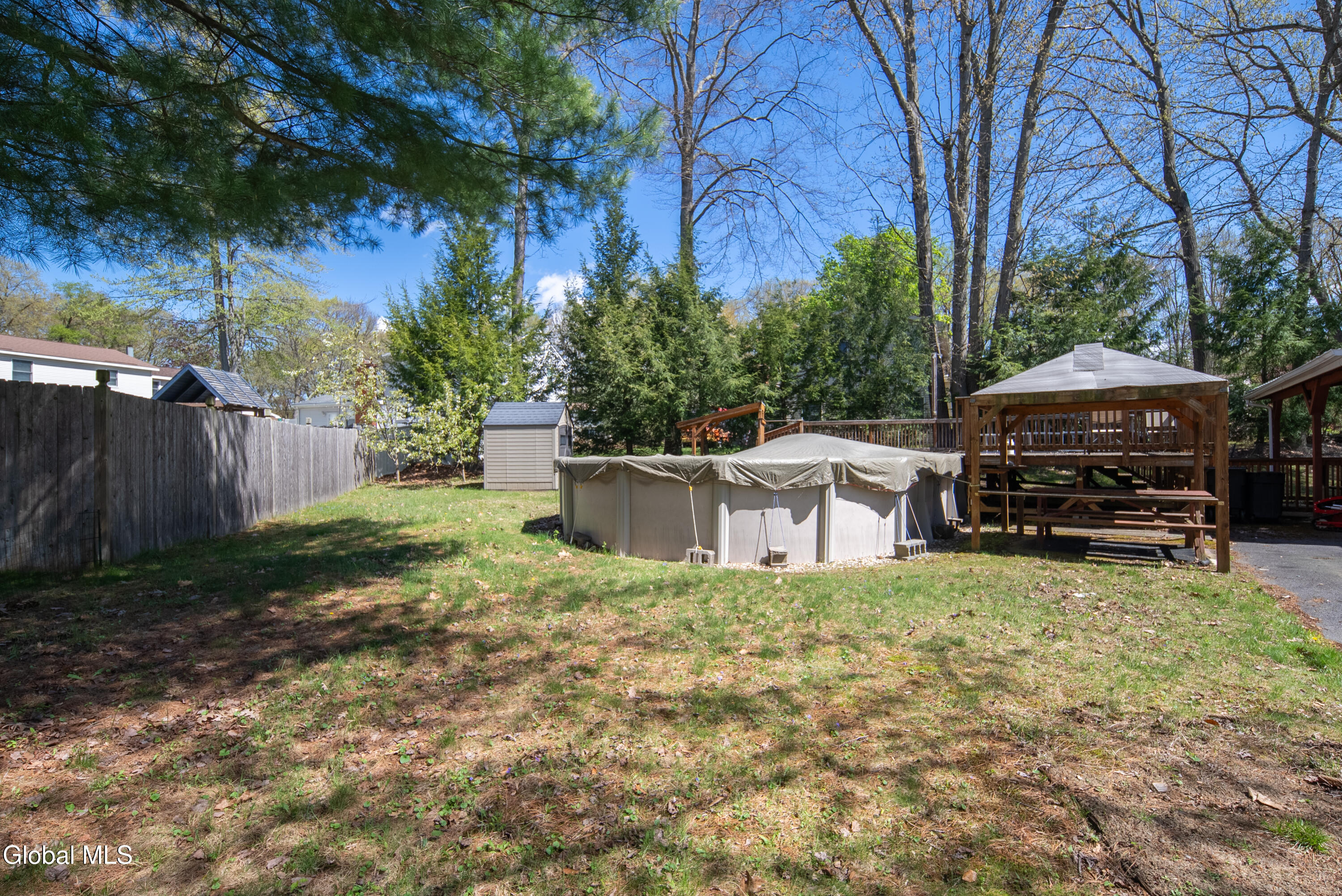 48 Wilshire Drive Albany NY 12205