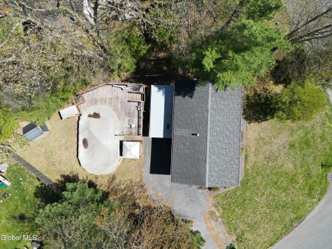 48 Wilshire Drive Albany NY 12205