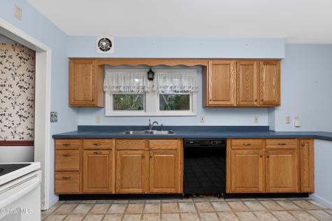 1324 Regent Street Niskayuna NY 12309