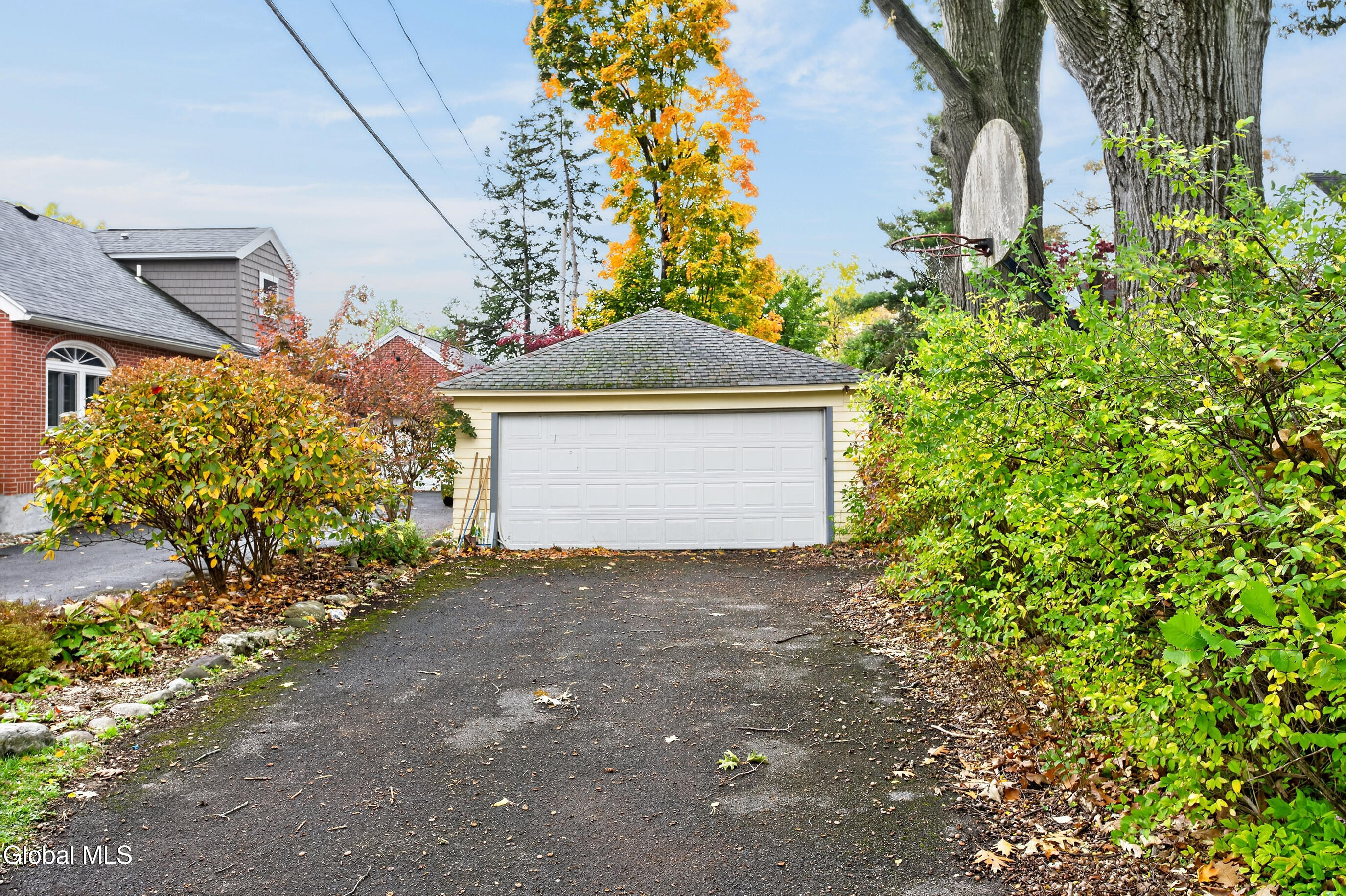 1324 Regent Street Niskayuna NY 12309