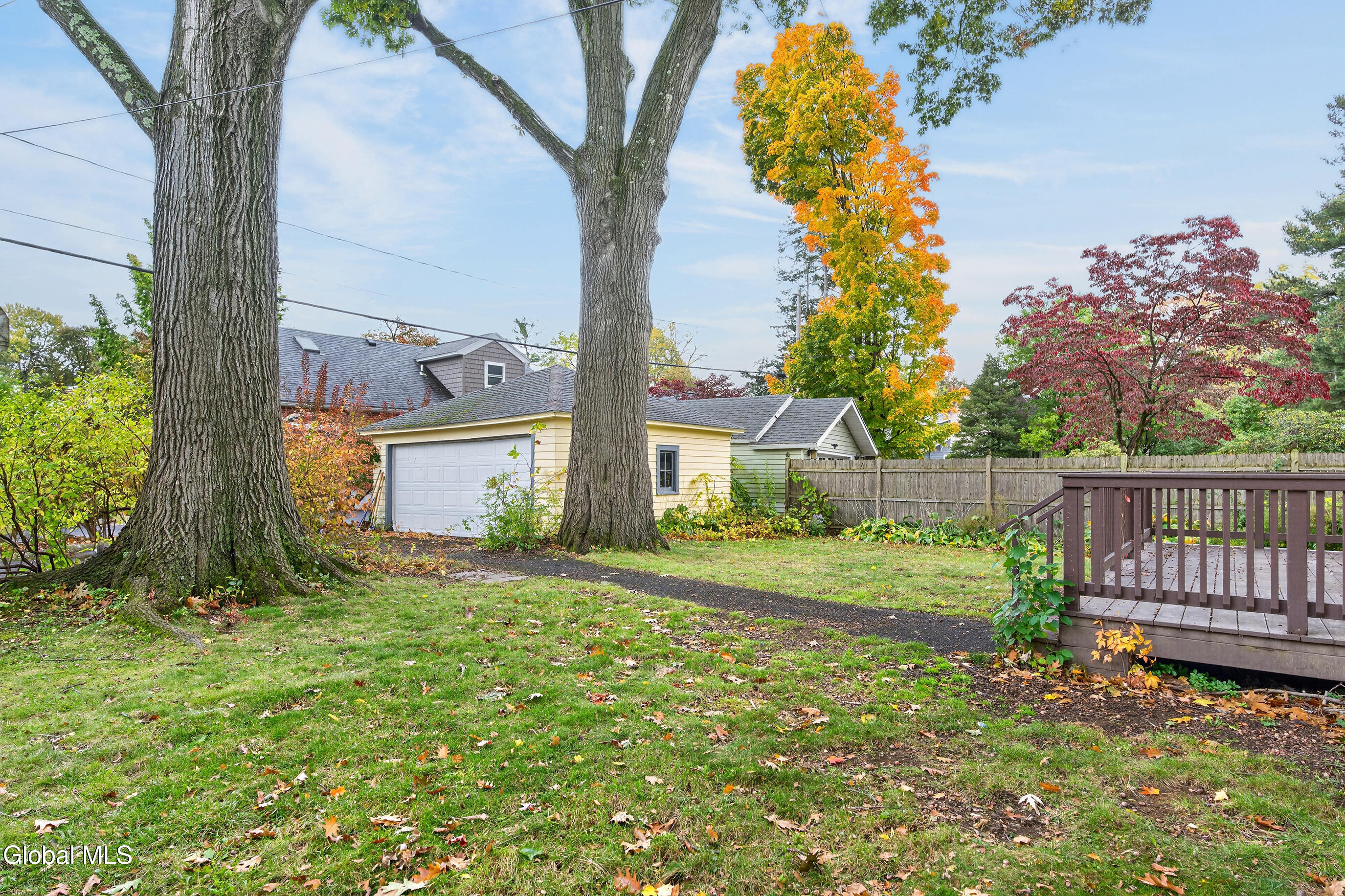 1324 Regent Street Niskayuna NY 12309