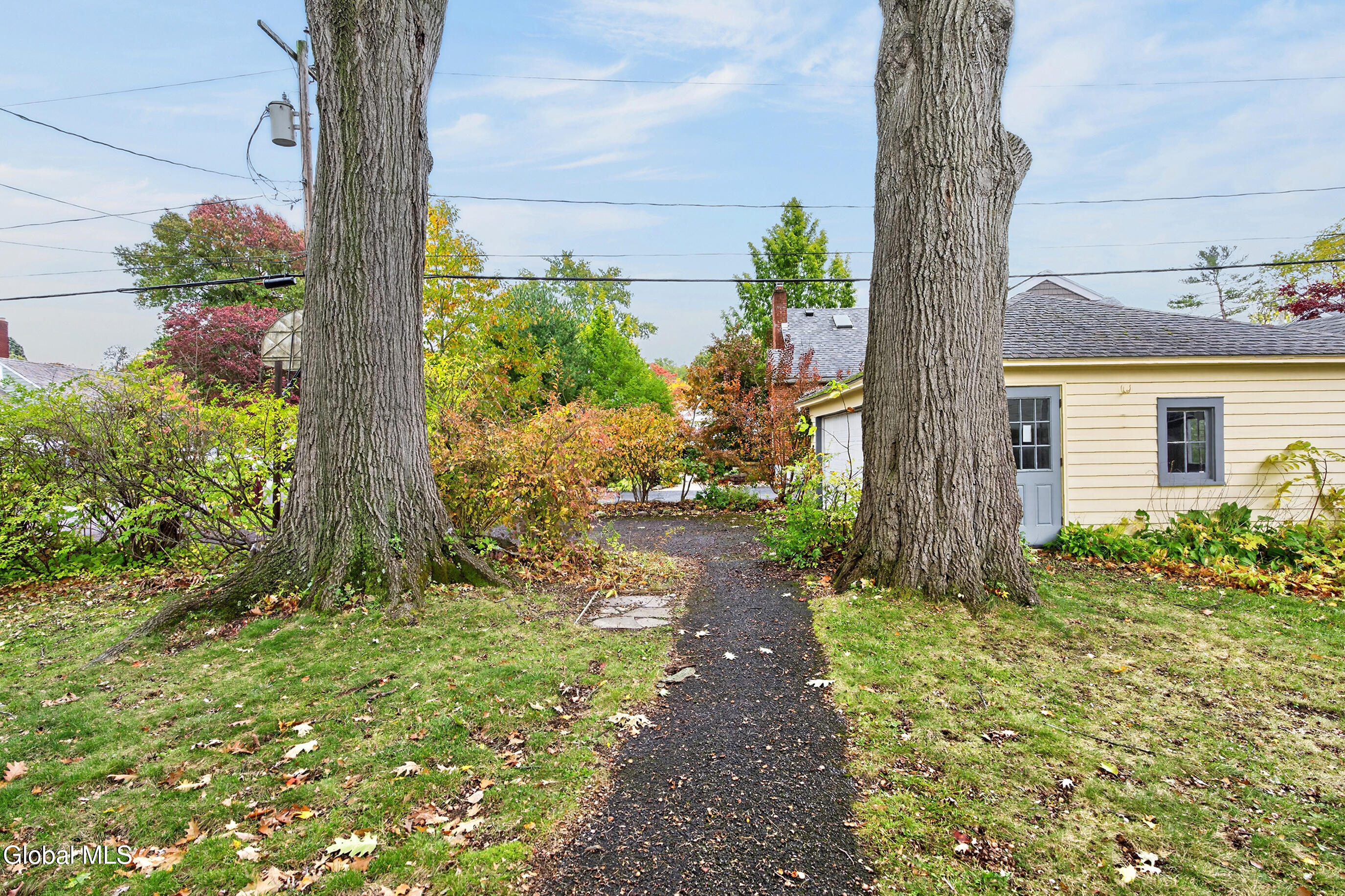 1324 Regent Street Niskayuna NY 12309