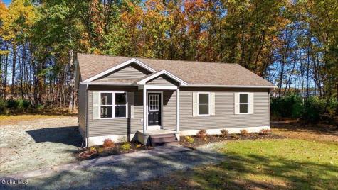 86 Eagan Road Queensbury NY 12804