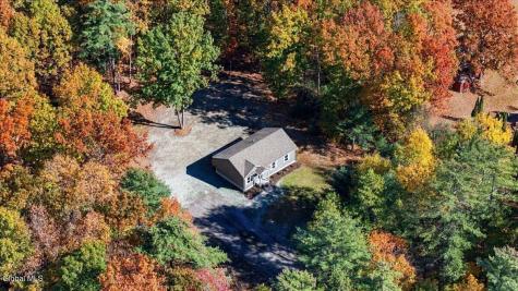 86 Eagan Road Queensbury NY 12804