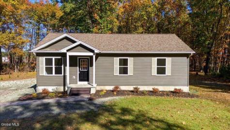 86 Eagan Road Queensbury NY 12804