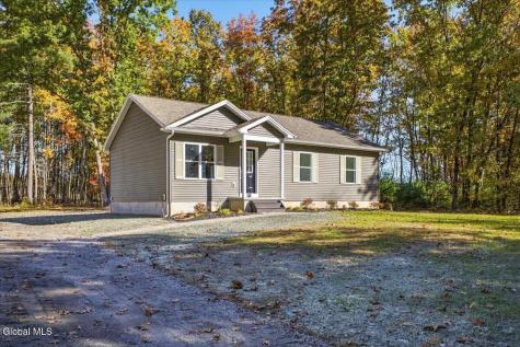 86 Eagan Road Queensbury NY 12804
