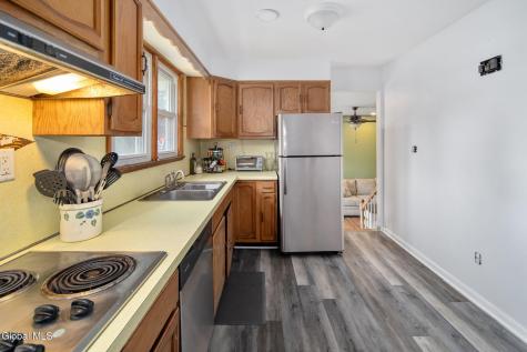 1405 Lawn Avenue Schenectady NY 12306