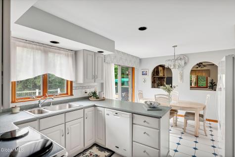 1046 Ridge Road Glenville NY 12302