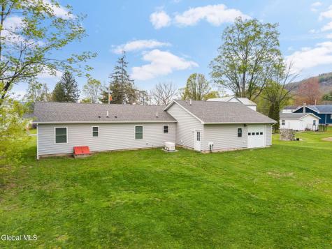 118 Cliff Street Middleburgh NY 12122