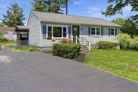 177 Nutwood Avenue Schenectady NY 12304