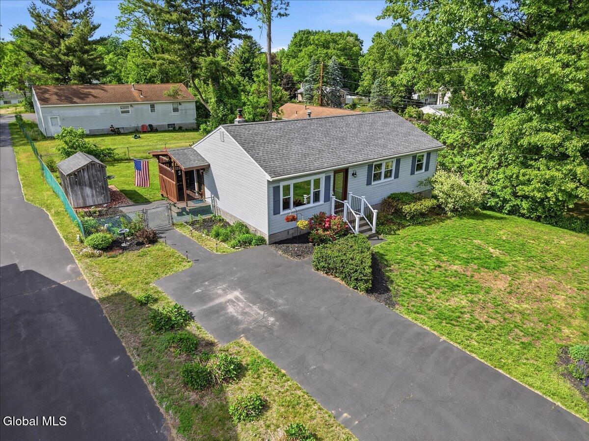 177 Nutwood Avenue Schenectady NY 12304