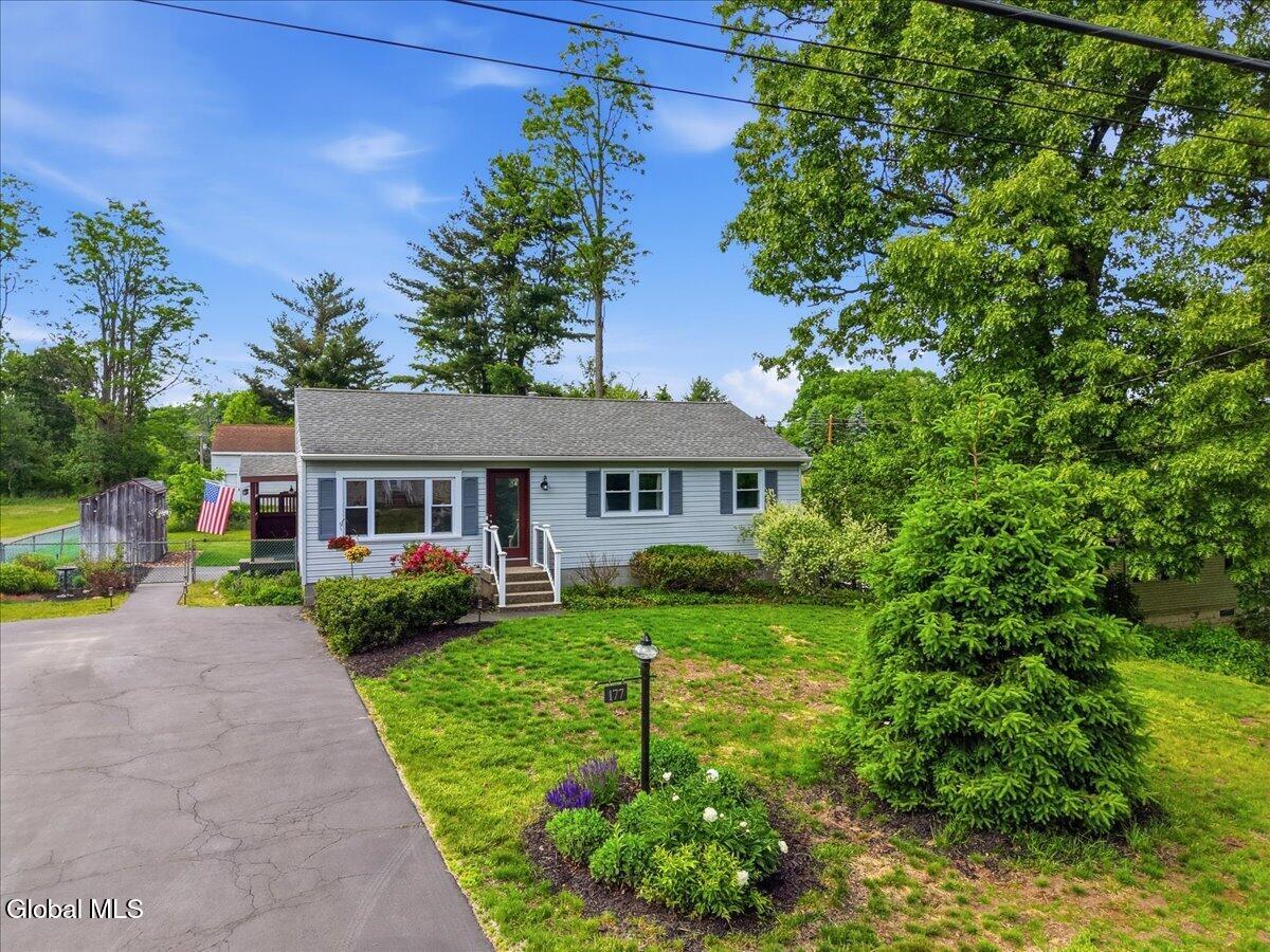 177 Nutwood Avenue Schenectady NY 12304