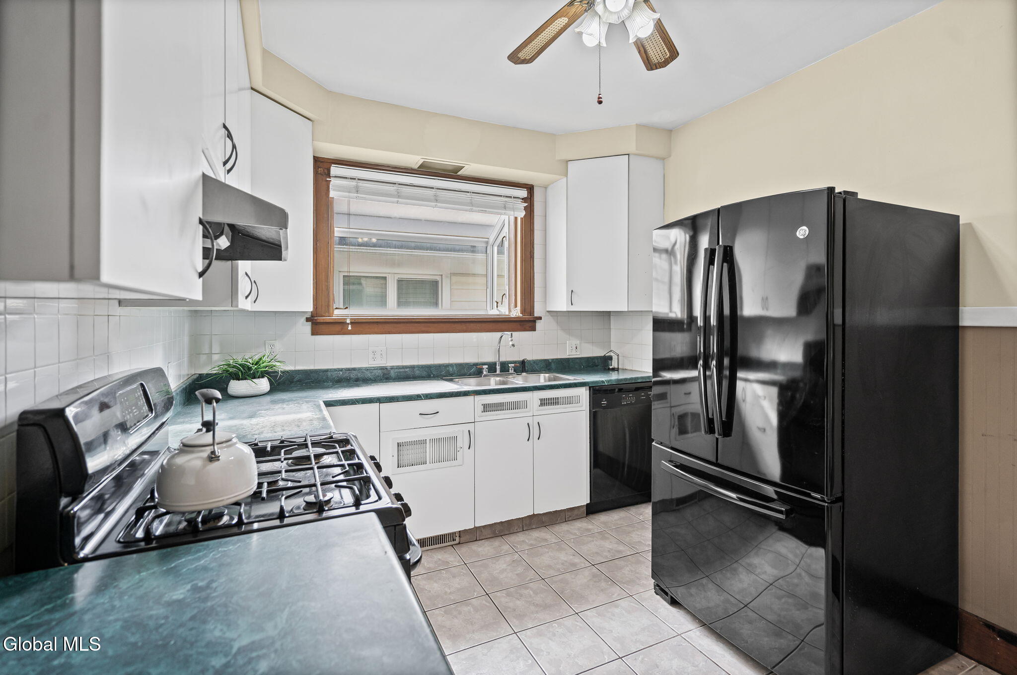 28 Marwill Street Albany NY 12209