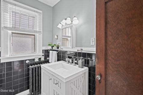 28 Marwill Street Albany NY 12209