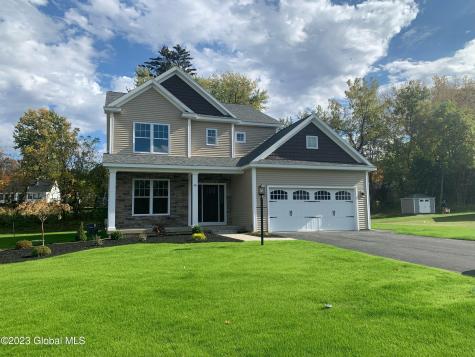 7 Wyatt's Way Clifton Park NY 12065