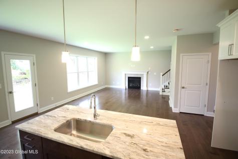 7 Wyatt's Way Clifton Park NY 12065