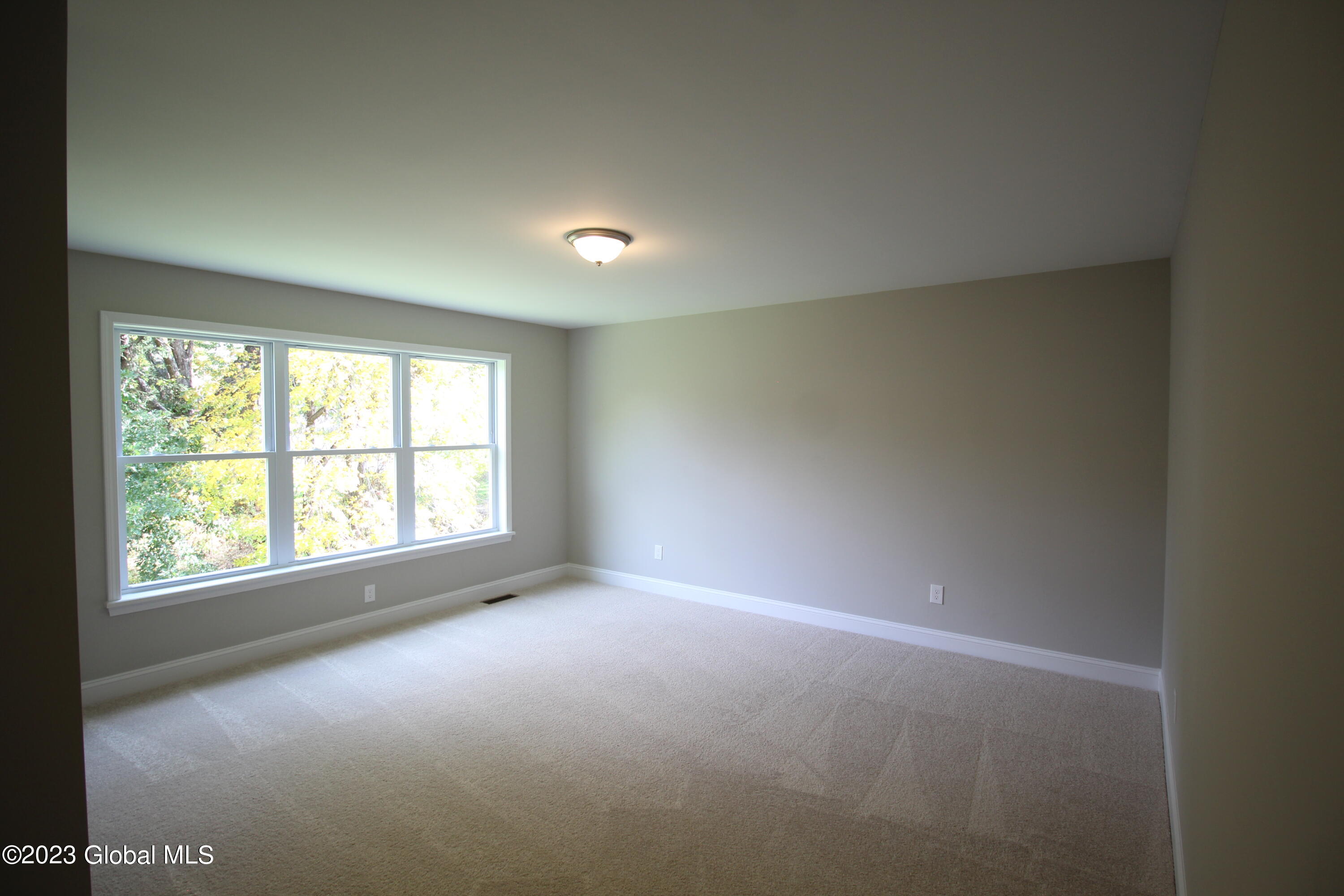 7 Wyatt's Way Clifton Park NY 12065