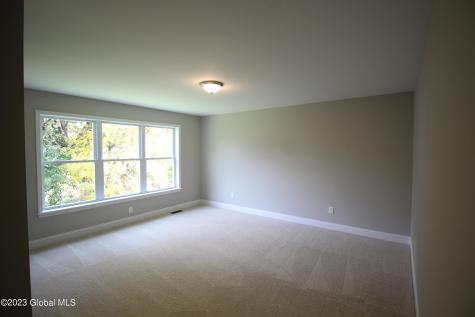 7 Wyatt's Way Clifton Park NY 12065