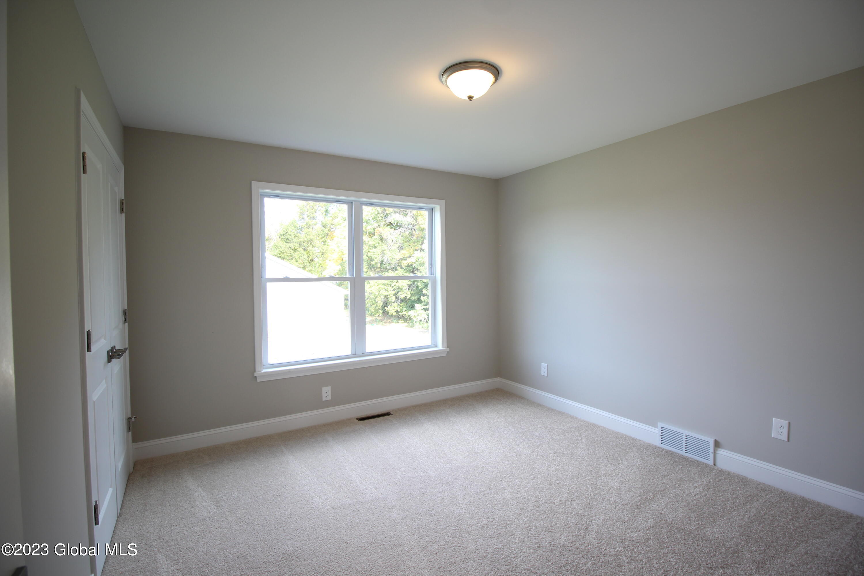 7 Wyatt's Way Clifton Park NY 12065