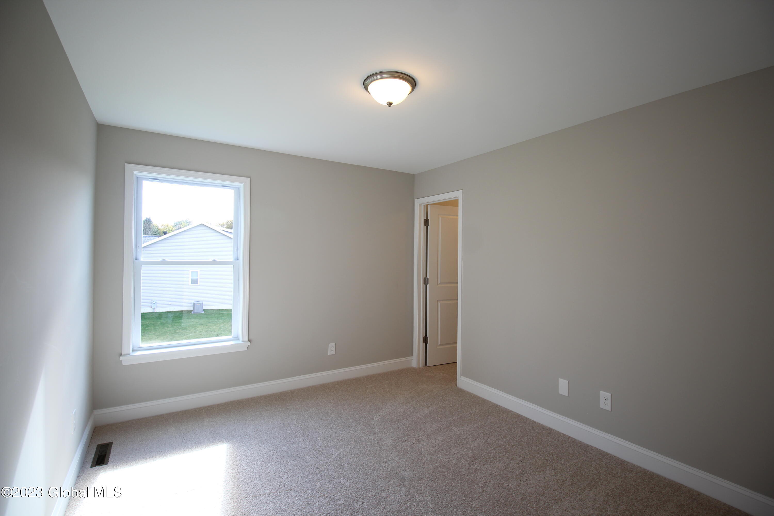 7 Wyatt's Way Clifton Park NY 12065