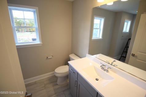 7 Wyatt's Way Clifton Park NY 12065