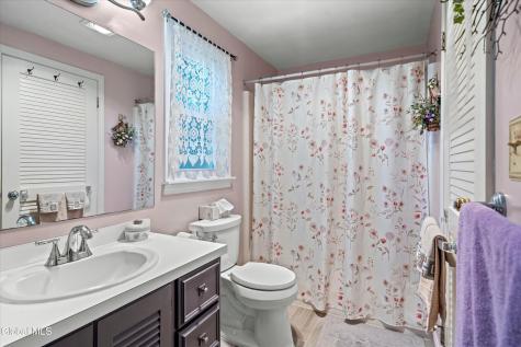 86 Seelye Road Cleverdale NY 12820