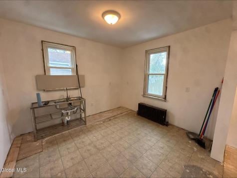 20 Henry Street Schenectady NY 12304