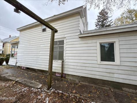 20 Henry Street Schenectady NY 12304