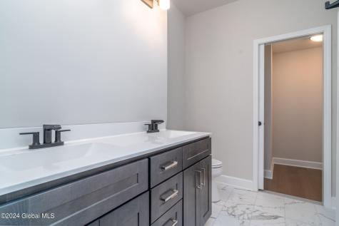 63 Priddle Lane Latham NY 12110