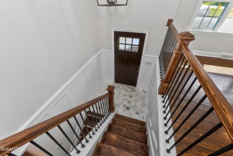 24 James Drive Loudonville NY 12211